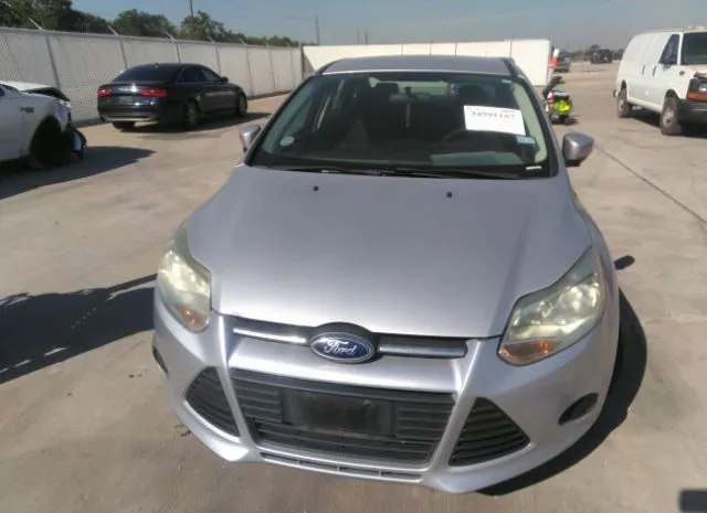 Photo 5 VIN: 1FADP3F29EL161417 - FORD FOCUS 