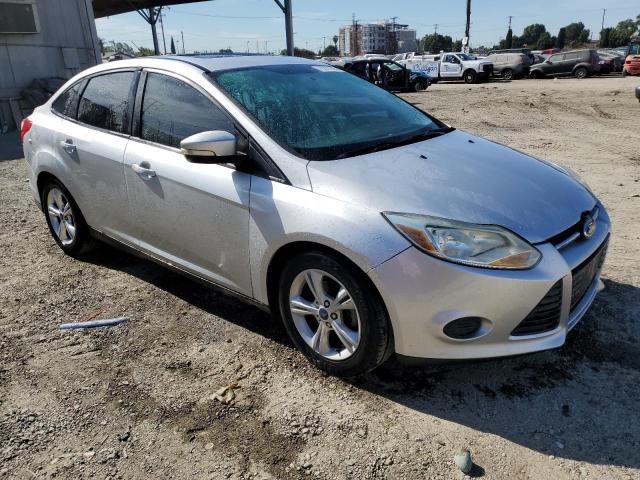 Photo 3 VIN: 1FADP3F29EL163622 - FORD FOCUS SE 