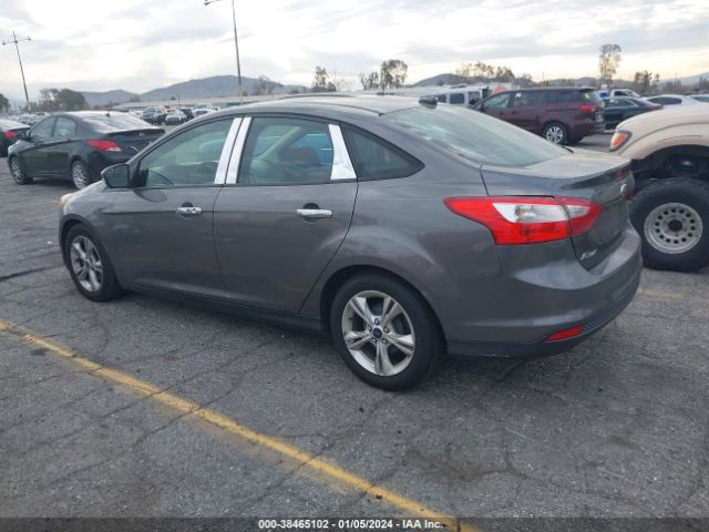 Photo 2 VIN: 1FADP3F29EL204394 - FORD FOCUS 