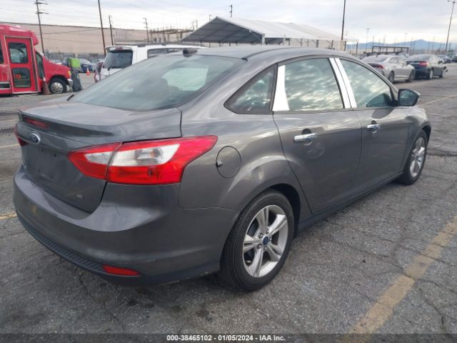 Photo 3 VIN: 1FADP3F29EL204394 - FORD FOCUS 