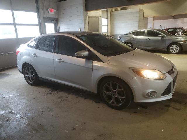 Photo 3 VIN: 1FADP3F29EL206923 - FORD FOCUS 