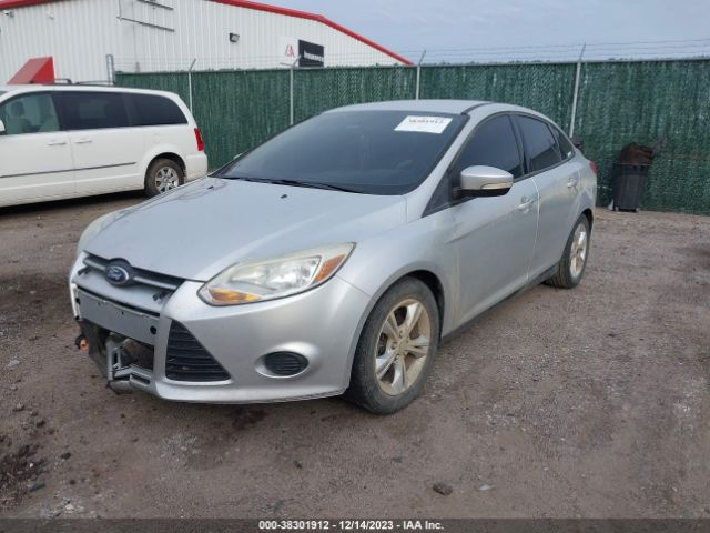 Photo 1 VIN: 1FADP3F29EL225746 - FORD FOCUS 