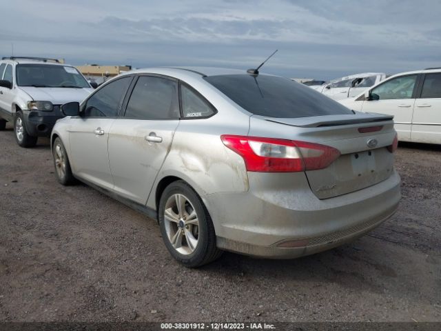 Photo 2 VIN: 1FADP3F29EL225746 - FORD FOCUS 