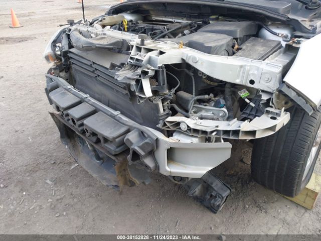 Photo 5 VIN: 1FADP3F29EL266085 - FORD FOCUS 