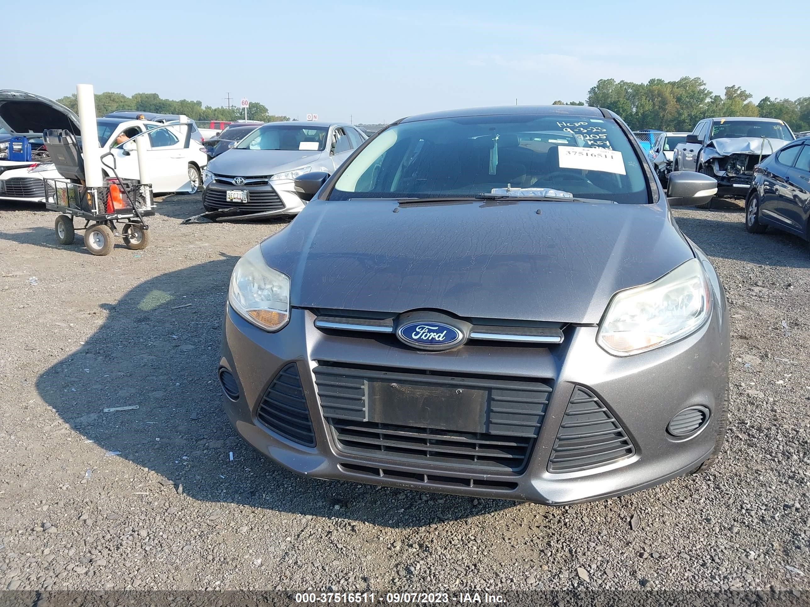 Photo 11 VIN: 1FADP3F29EL267205 - FORD FOCUS 