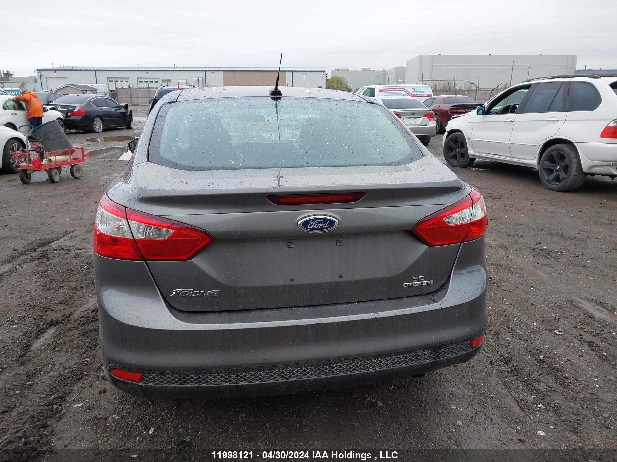 Photo 15 VIN: 1FADP3F29EL290726 - FORD FOCUS 