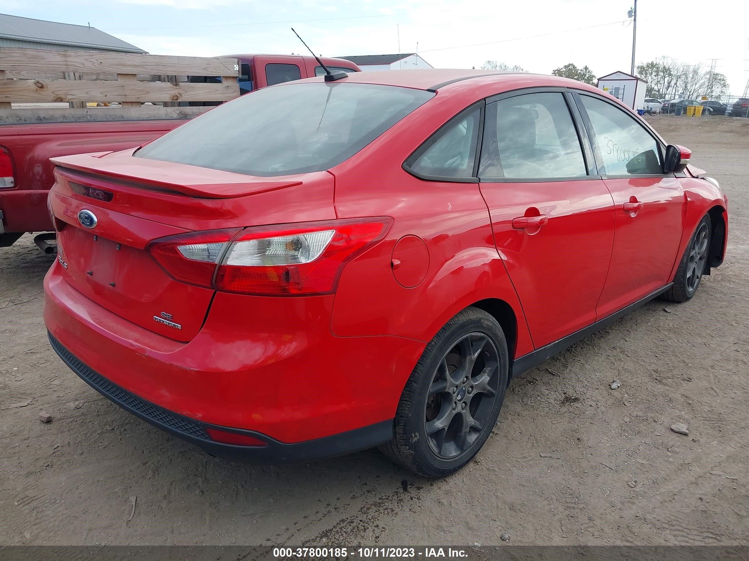 Photo 3 VIN: 1FADP3F29EL305158 - FORD FOCUS 