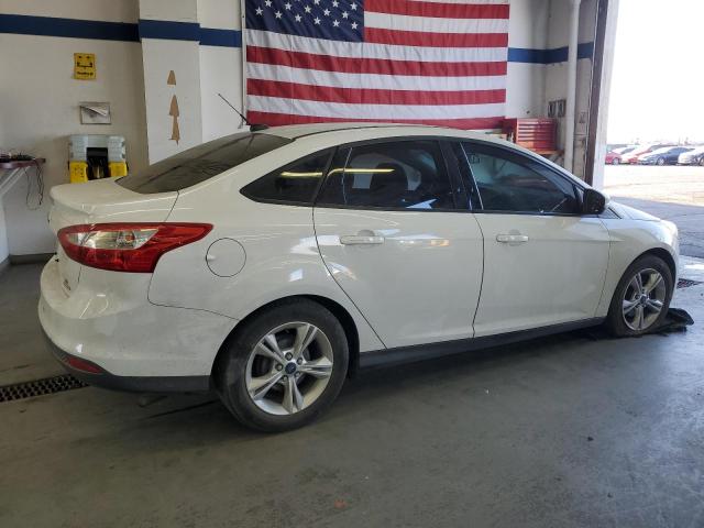 Photo 2 VIN: 1FADP3F29EL381124 - FORD FOCUS SE 