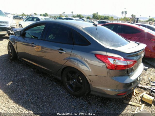 Photo 2 VIN: 1FADP3F29EL382452 - FORD FOCUS 