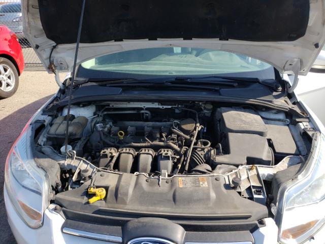 Photo 6 VIN: 1FADP3F29EL392320 - FORD FOCUS SE 