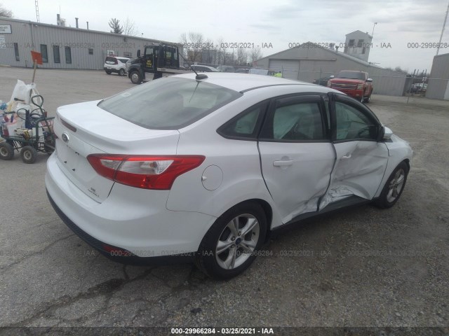 Photo 3 VIN: 1FADP3F29EL438695 - FORD FOCUS 