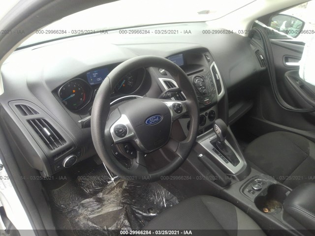 Photo 4 VIN: 1FADP3F29EL438695 - FORD FOCUS 