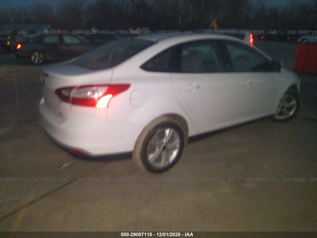 Photo 3 VIN: 1FADP3F29EL440690 - FORD FOCUS 