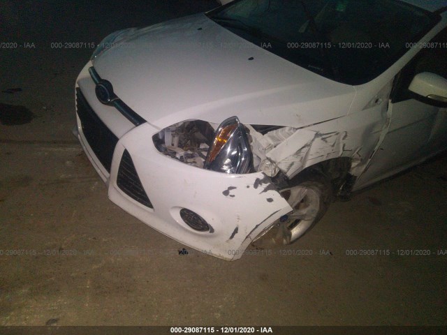 Photo 5 VIN: 1FADP3F29EL440690 - FORD FOCUS 