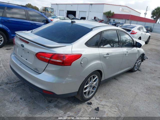 Photo 3 VIN: 1FADP3F29FL215557 - FORD FOCUS 