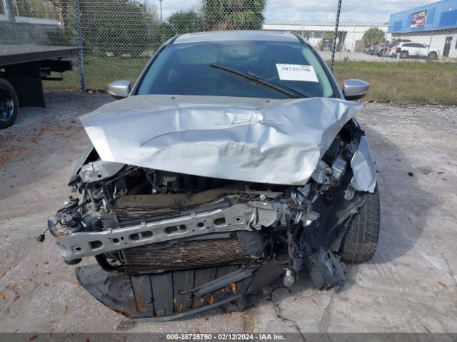 Photo 5 VIN: 1FADP3F29FL215557 - FORD FOCUS 