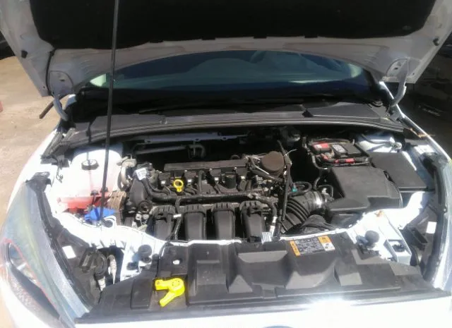 Photo 9 VIN: 1FADP3F29FL269909 - FORD FOCUS 