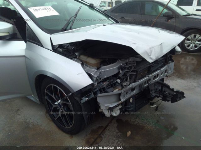 Photo 5 VIN: 1FADP3F29FL323676 - FORD FOCUS 