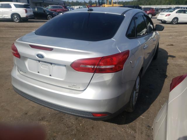 Photo 3 VIN: 1FADP3F29FL372439 - FORD FOCUS SE 