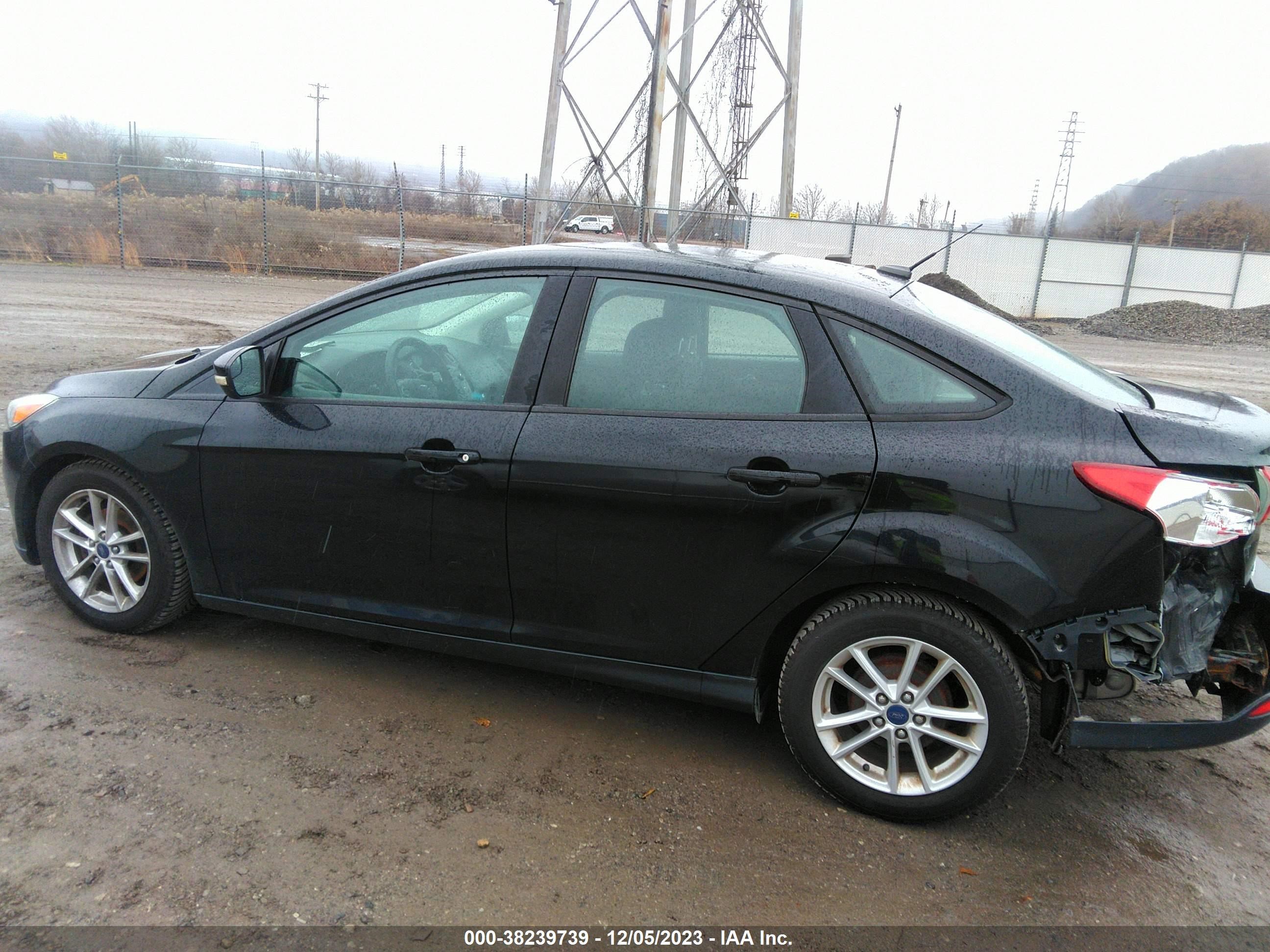 Photo 13 VIN: 1FADP3F29GL213390 - FORD FOCUS 