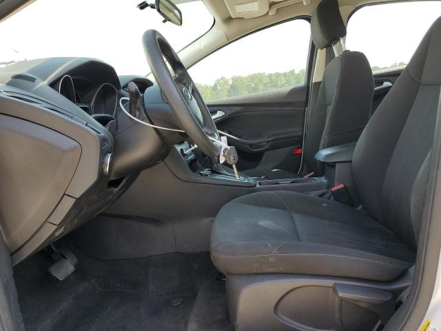 Photo 6 VIN: 1FADP3F29GL217326 - FORD FOCUS SE 