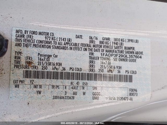 Photo 8 VIN: 1FADP3F29GL357604 - FORD FOCUS 