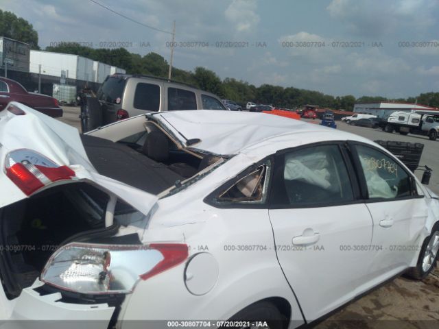 Photo 5 VIN: 1FADP3F29HL205873 - FORD FOCUS 