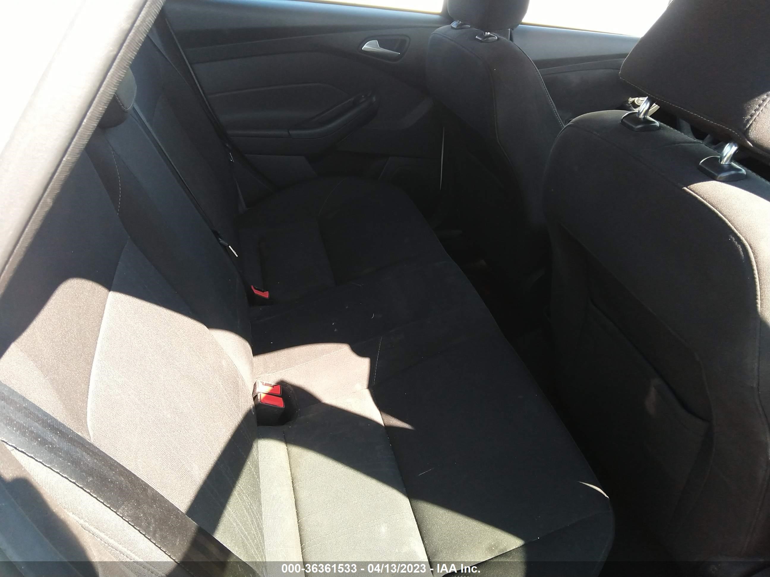 Photo 7 VIN: 1FADP3F29HL235293 - FORD FOCUS 