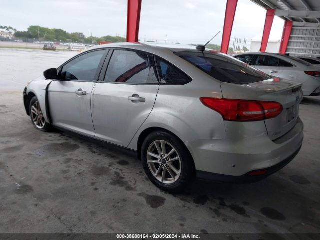 Photo 2 VIN: 1FADP3F29HL256290 - FORD FOCUS 