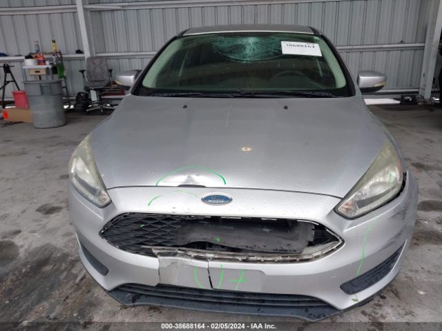 Photo 5 VIN: 1FADP3F29HL256290 - FORD FOCUS 