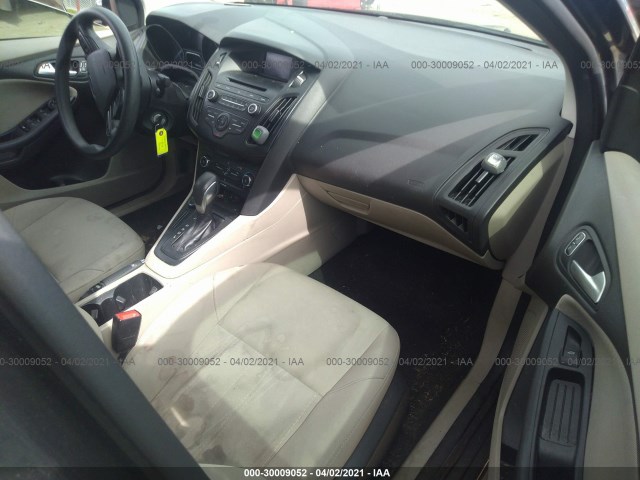 Photo 4 VIN: 1FADP3F29HL259660 - FORD FOCUS 