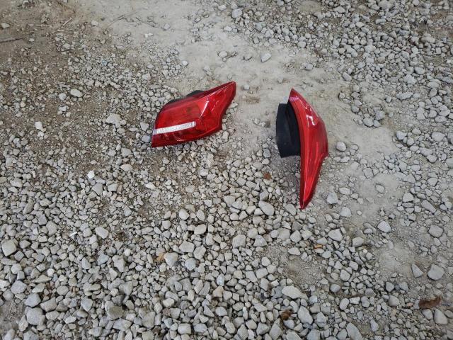 Photo 11 VIN: 1FADP3F29HL295798 - FORD FOCUS SE 