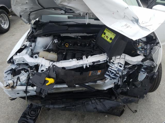 Photo 6 VIN: 1FADP3F29JL226602 - FORD FOCUS 