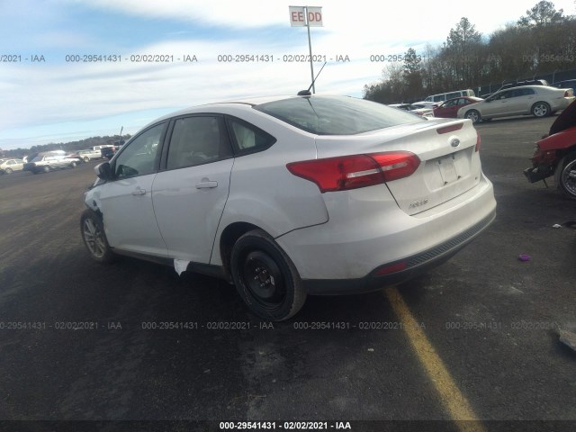 Photo 2 VIN: 1FADP3F29JL238152 - FORD FOCUS 