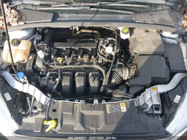 Photo 9 VIN: 1FADP3F29JL267697 - FORD FOCUS 