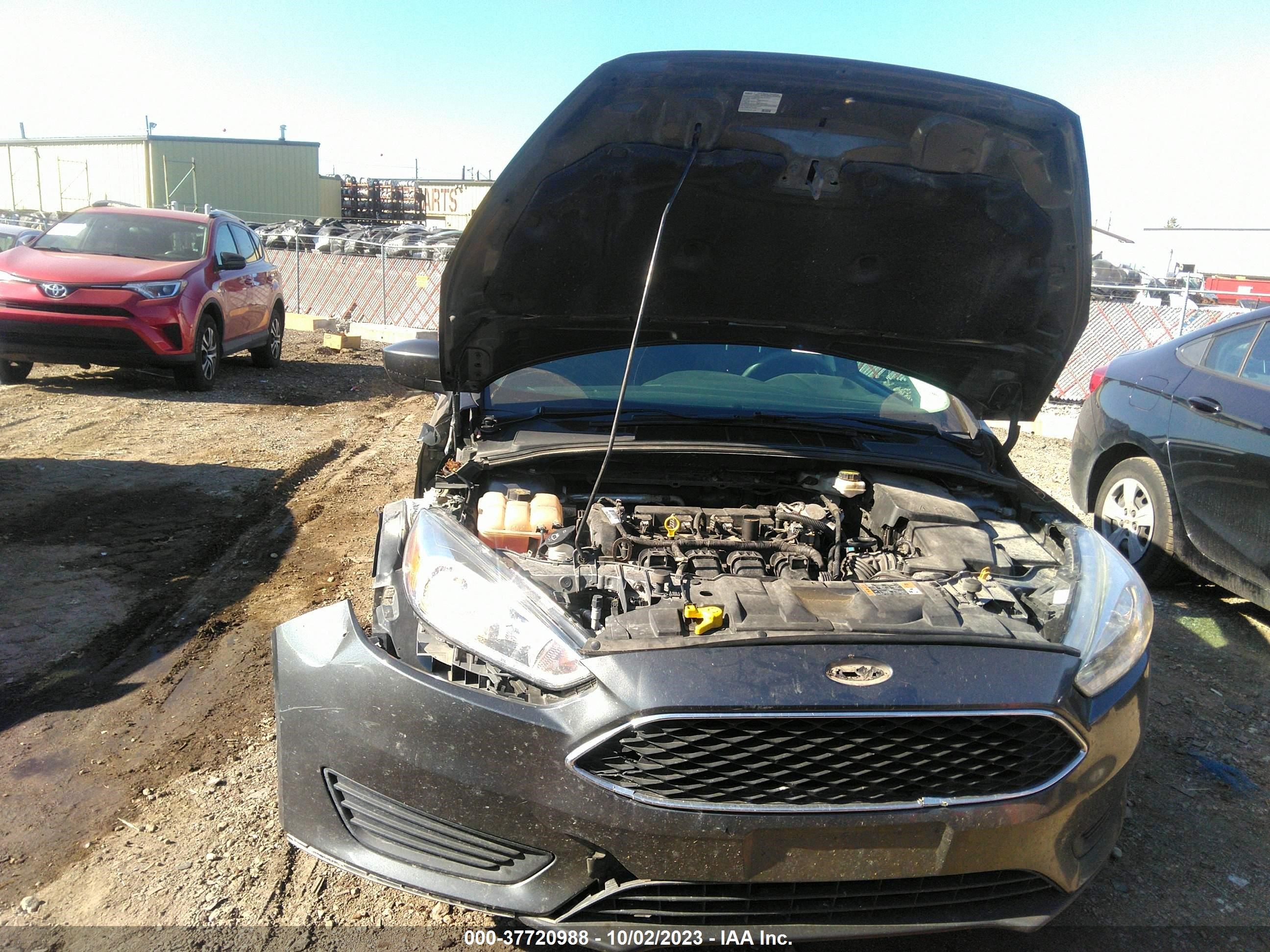 Photo 5 VIN: 1FADP3F29JL268414 - FORD FOCUS 