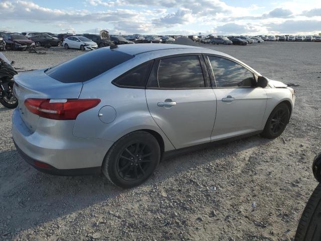 Photo 2 VIN: 1FADP3F29JL280434 - FORD FOCUS SE 