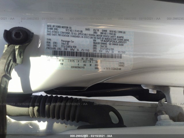 Photo 8 VIN: 1FADP3F29JL285231 - FORD FOCUS 