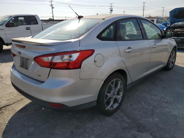 Photo 3 VIN: 1FADP3F2XDL118025 - FORD FOCUS SE 