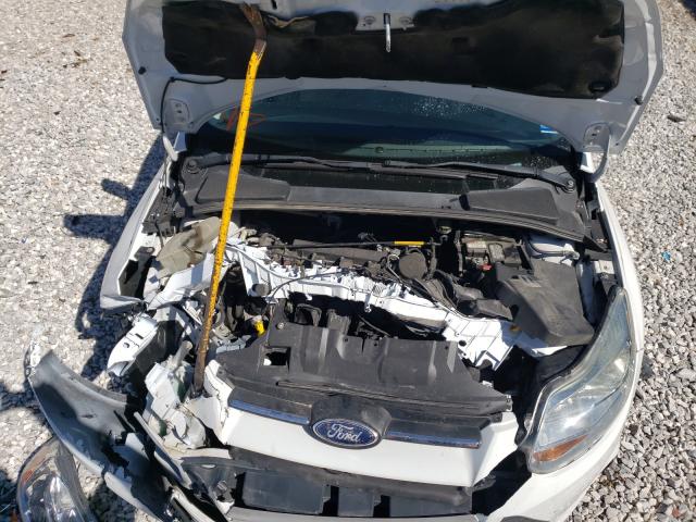 Photo 6 VIN: 1FADP3F2XDL131566 - FORD FOCUS SE 