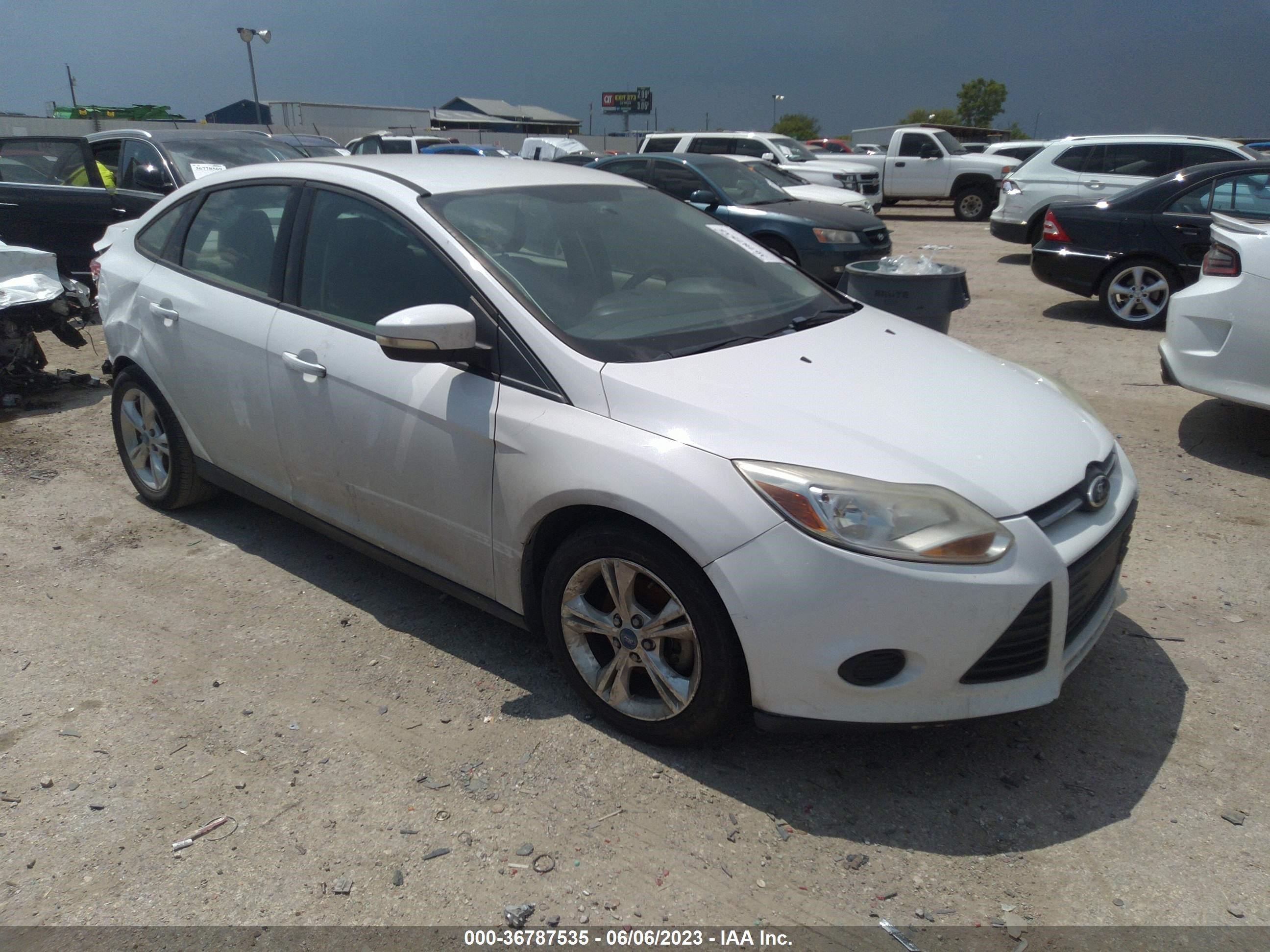 Photo 0 VIN: 1FADP3F2XDL138064 - FORD FOCUS 