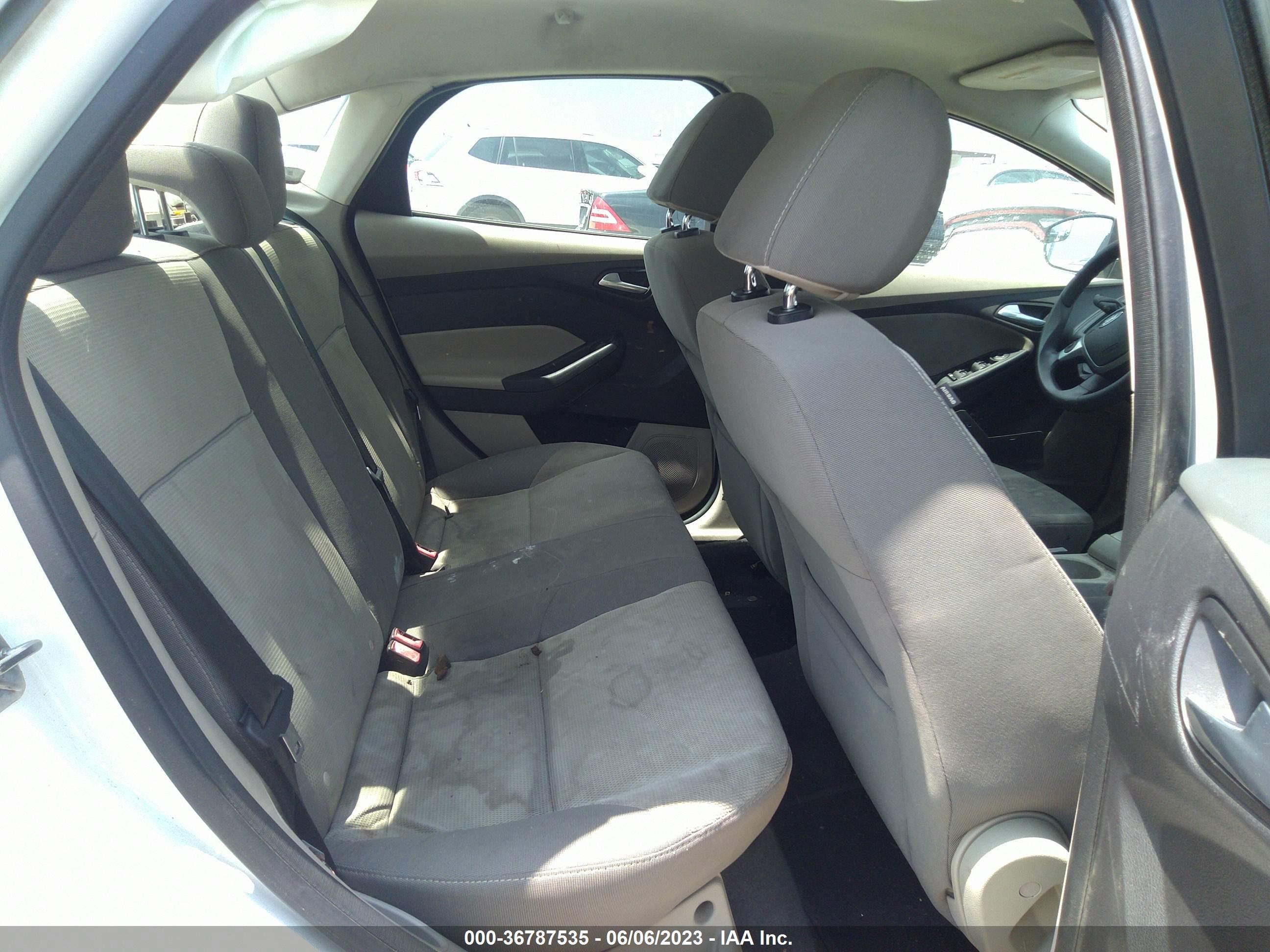 Photo 7 VIN: 1FADP3F2XDL138064 - FORD FOCUS 