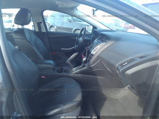 Photo 4 VIN: 1FADP3F2XDL187233 - FORD FOCUS 