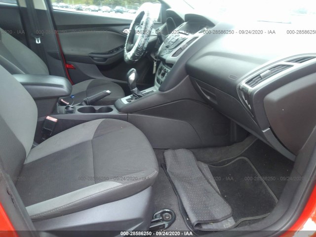 Photo 4 VIN: 1FADP3F2XDL266725 - FORD FOCUS 