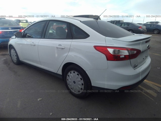 Photo 2 VIN: 1FADP3F2XDL334618 - FORD FOCUS 