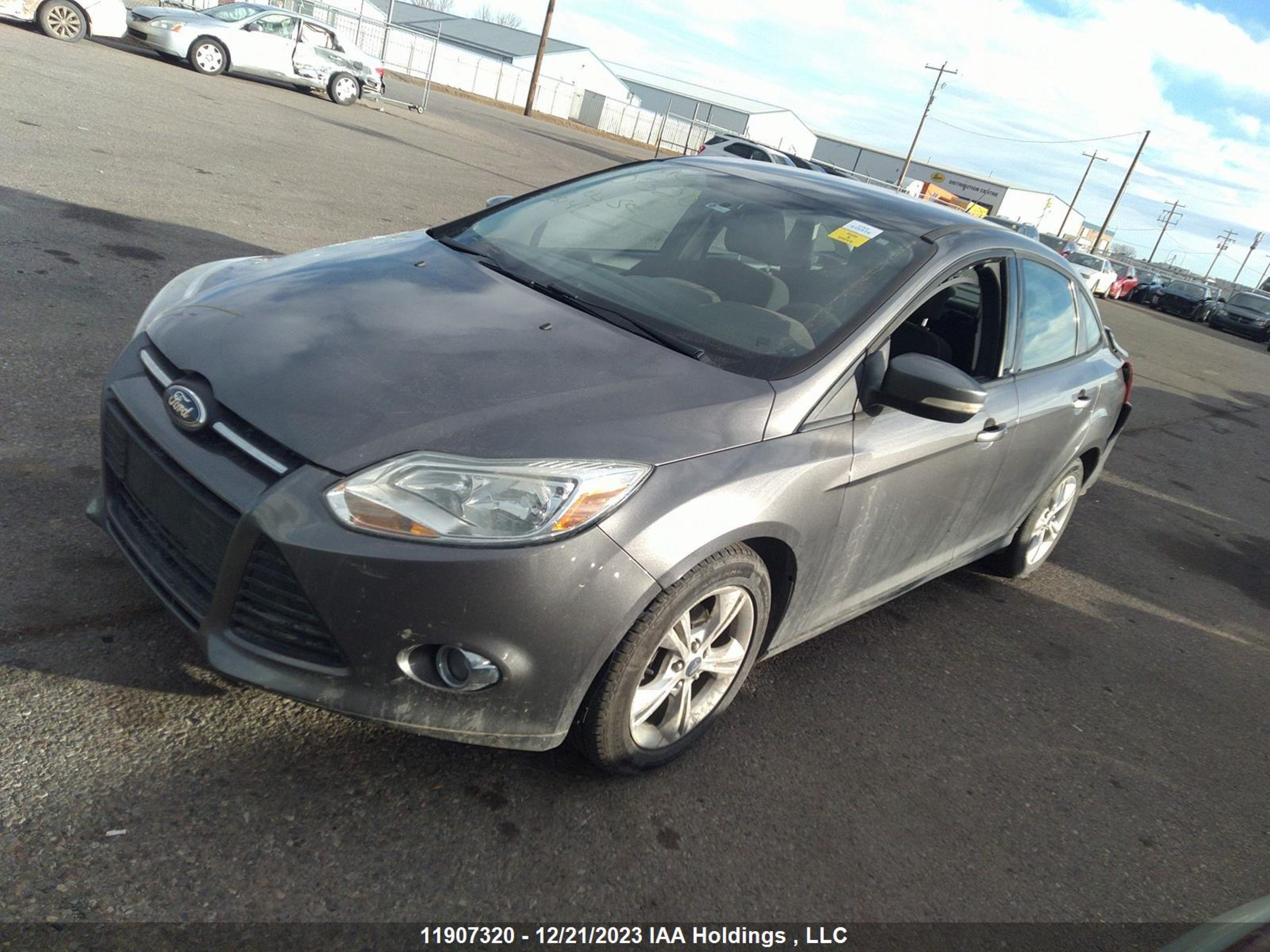 Photo 1 VIN: 1FADP3F2XDL383141 - FORD FOCUS 