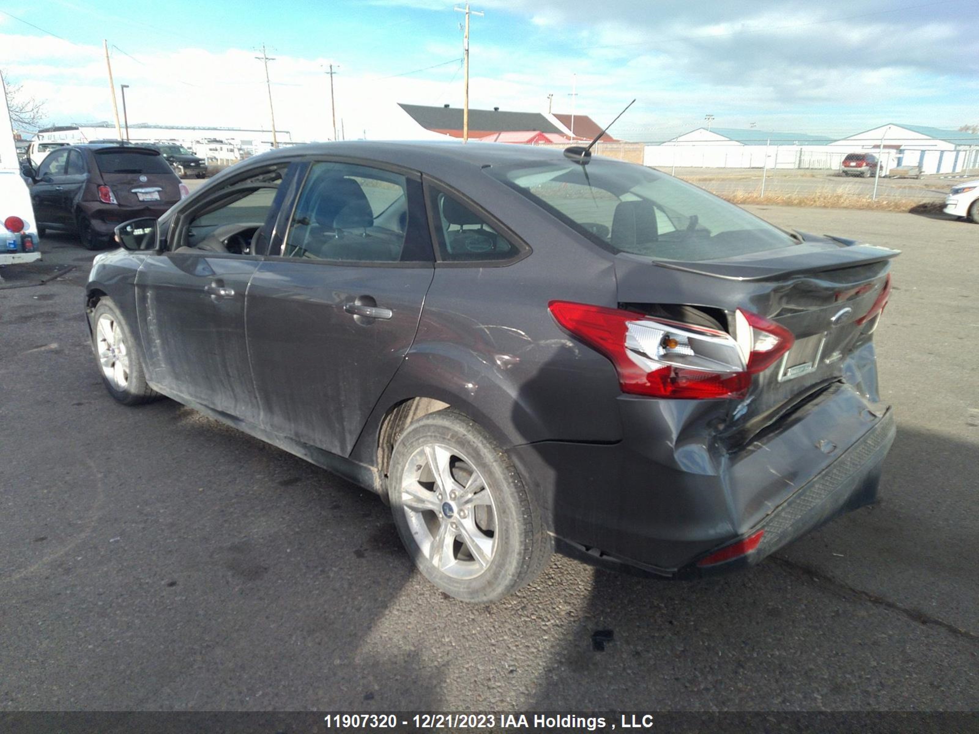 Photo 2 VIN: 1FADP3F2XDL383141 - FORD FOCUS 