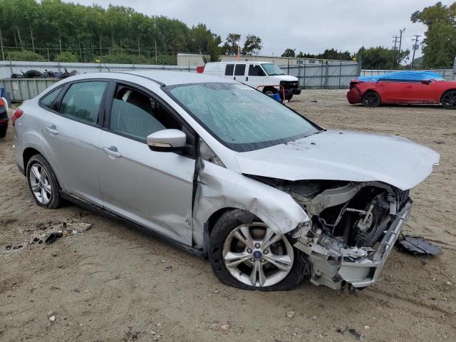 Photo 3 VIN: 1FADP3F2XEL102909 - FORD FOCUS SE 