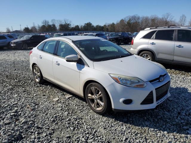 Photo 3 VIN: 1FADP3F2XEL103526 - FORD FOCUS 