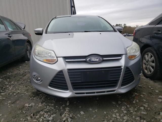 Photo 8 VIN: 1FADP3F2XEL158137 - FORD FOCUS SE 